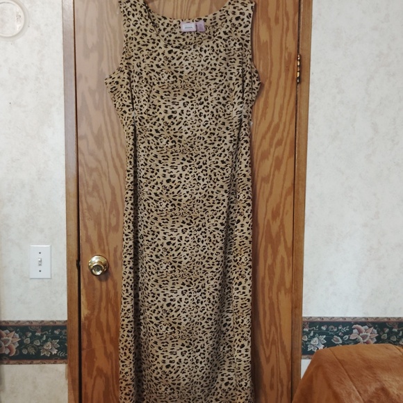 Premier Dresses & Skirts - Premier Beige and Black Leopard Print Sleeveless Maxi Dress